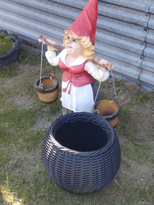 Продам кашпо для цветов