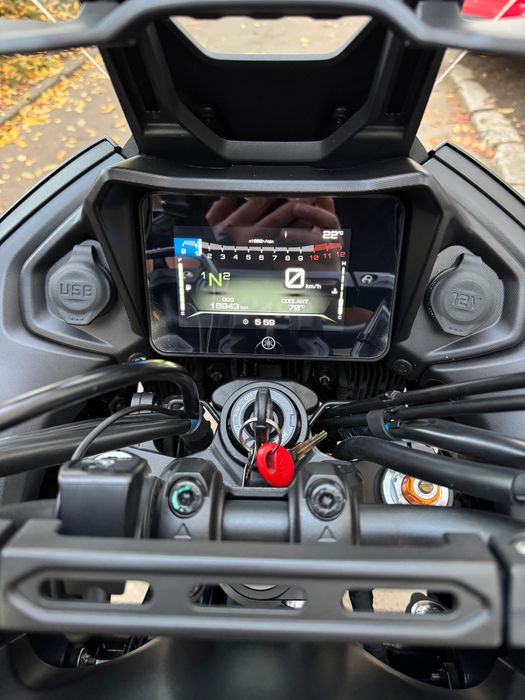 Vând Yamaha Tracer 700 din 2023, garanție până în 2027!