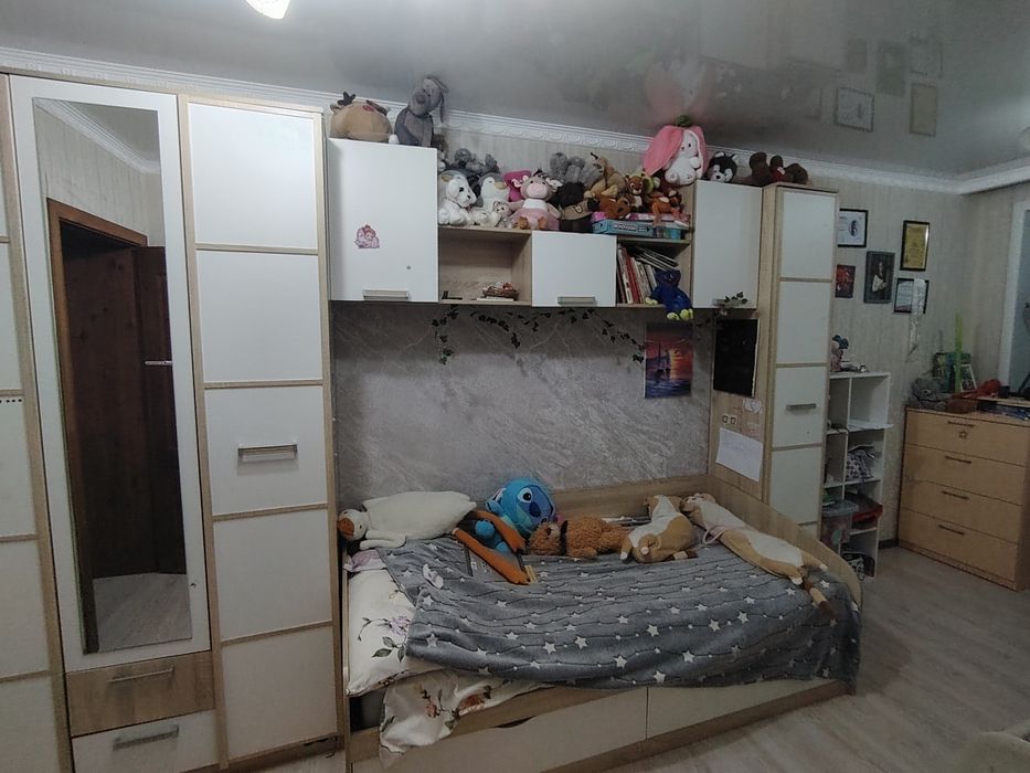 Продам детский спальный гарнитур