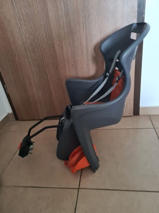 Vând scaun bicicleta copii