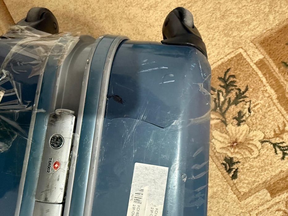 Продам Чемодан Америка туристер