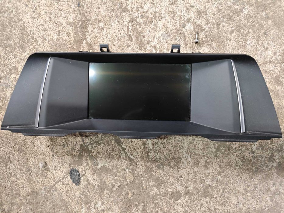 CIC медия BMW F10 F11 CD дисплей контролен панел