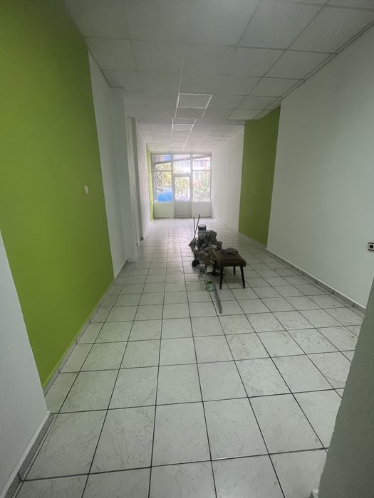 Дава се под наем Магазин в Левски - 40 кв.м за 102 € - Снимка #3