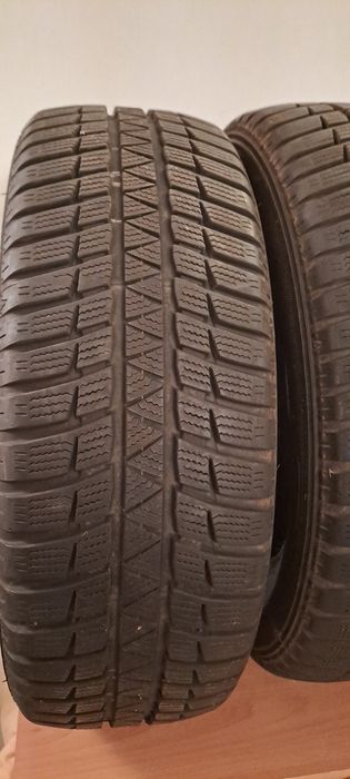 1956015 зимни гуми 195/60R15 4бр супер състояние