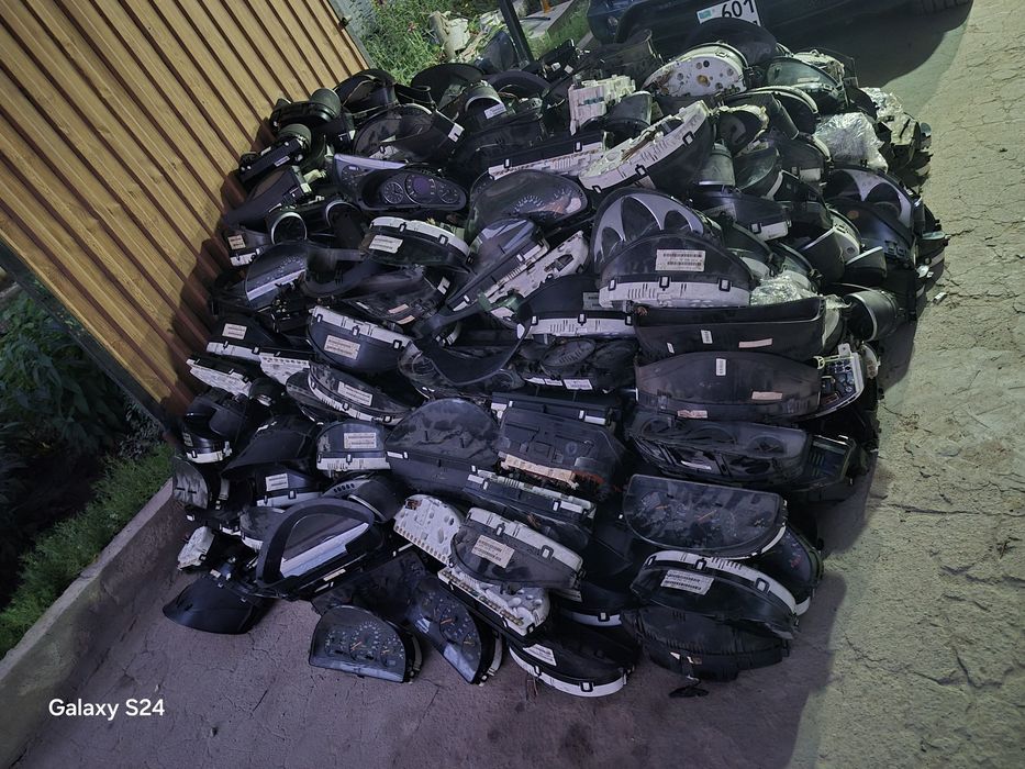 Щиток приборов Mercedes оптом