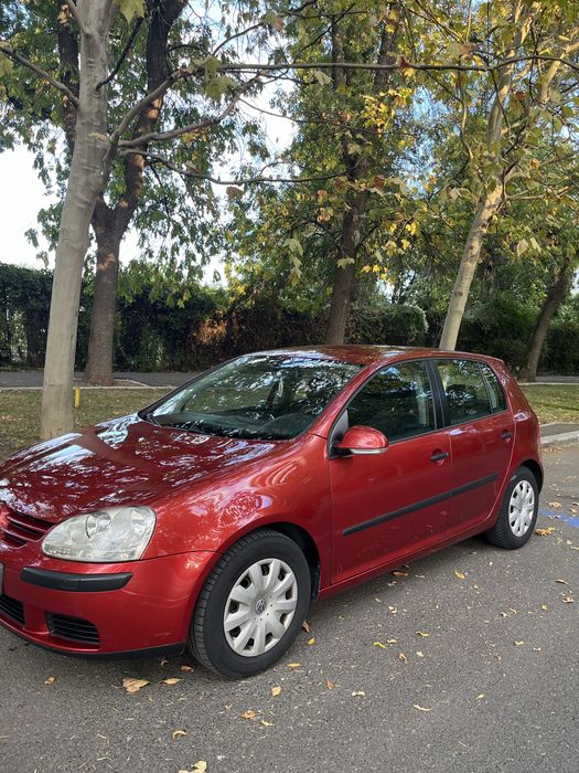 VW Golf 5 1.4 benzina (negociabil)