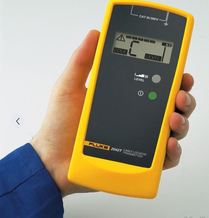 Кабелеискатель Fluke 2042