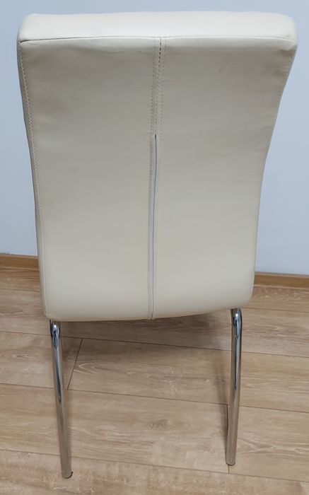 Scaune pentru living sau sufragerie