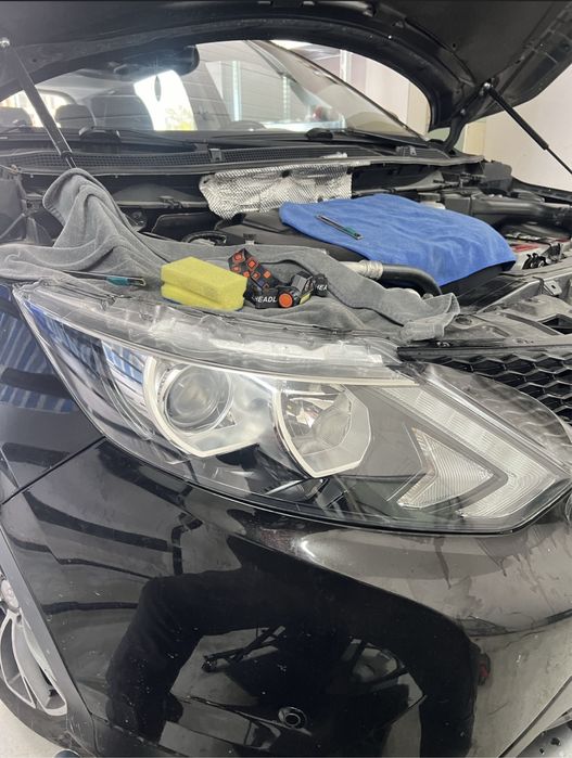 Полиране и фолиране на фарове и стопове