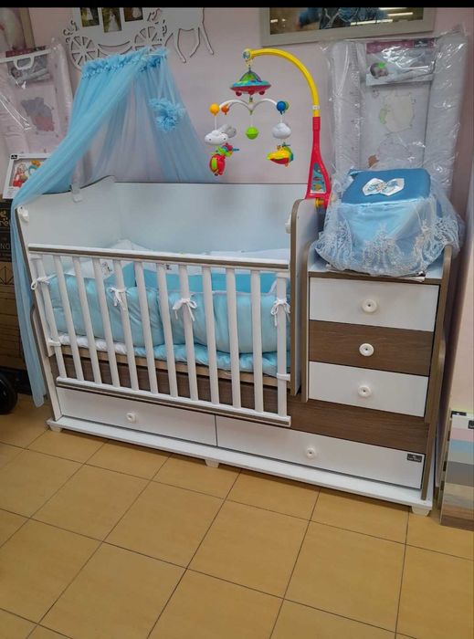 Детска кошара, бални рокли