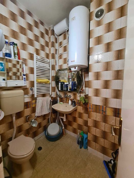 Продава се Тристаен апартамент в Хасково, Възраждане - 90 кв.м за 924 €/кв.м - Снимка #10