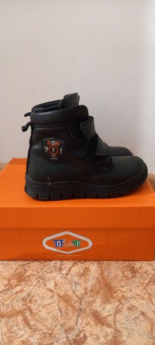 Продам детскую обувь фирмы Тифлани