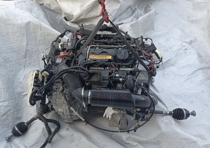 Двигатель БМВ BMW B38A15A.