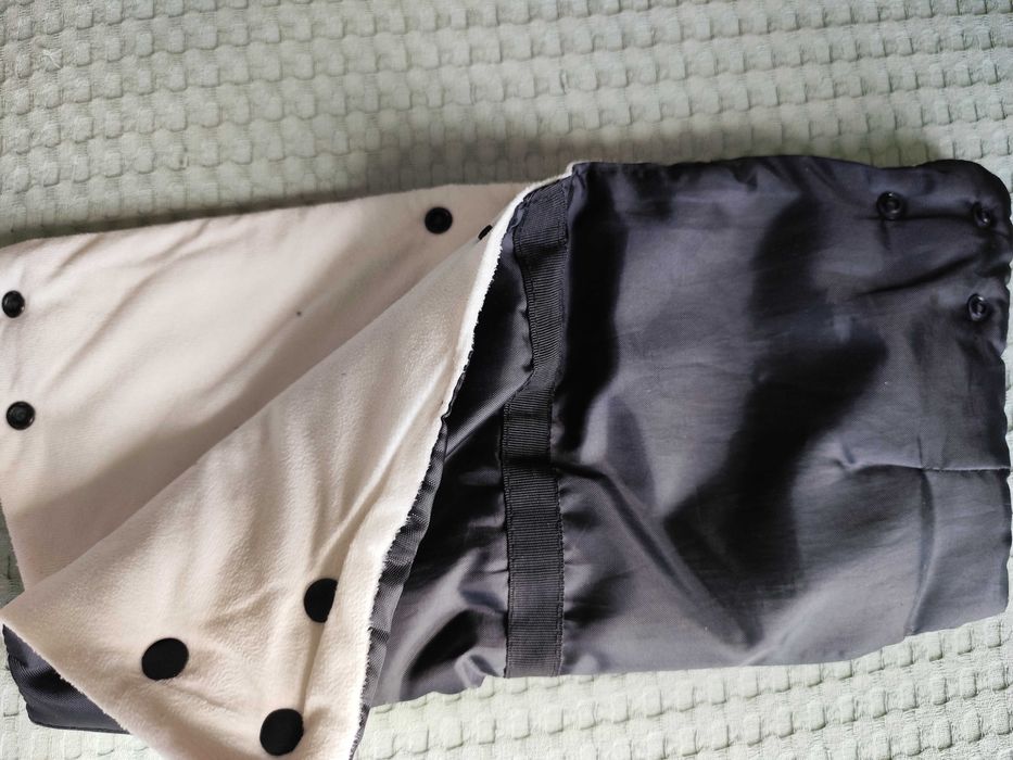 Зимен чувал за количка с подарък ръкавици