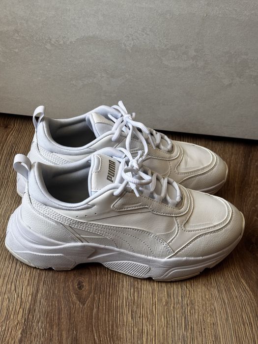 Нови обувки на Puma 38 рр, 24см стелка