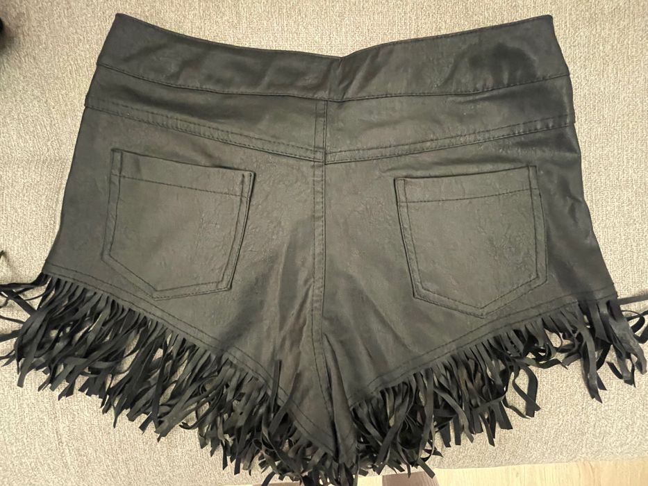 Кожени панталонки