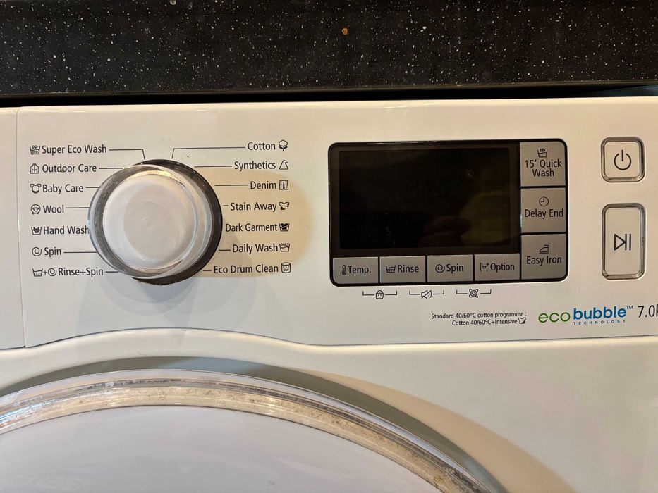 Пералня Samsung Eco Bubble WF70F5E5W2W 7 КГ