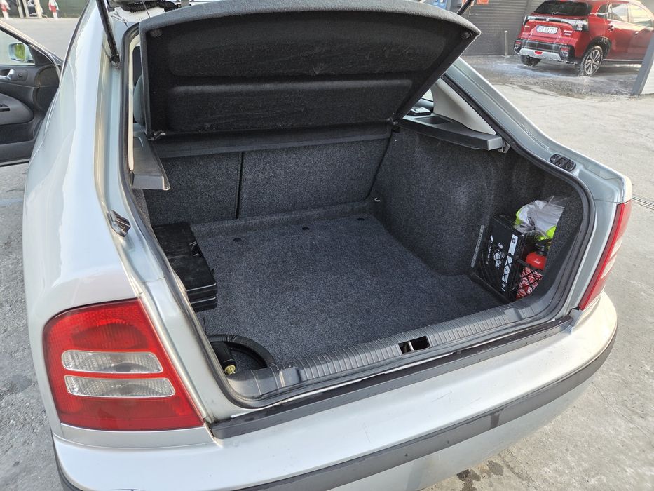 SKODA Octavia 2005 — imagine 5