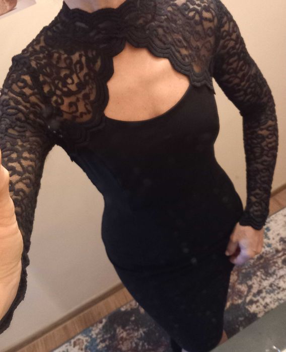 Малка черна рокля