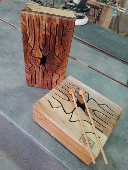 Дървена музикална кутия tongue