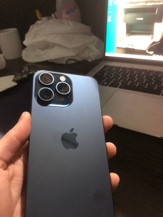 Iphone 15 про макс с гарантий