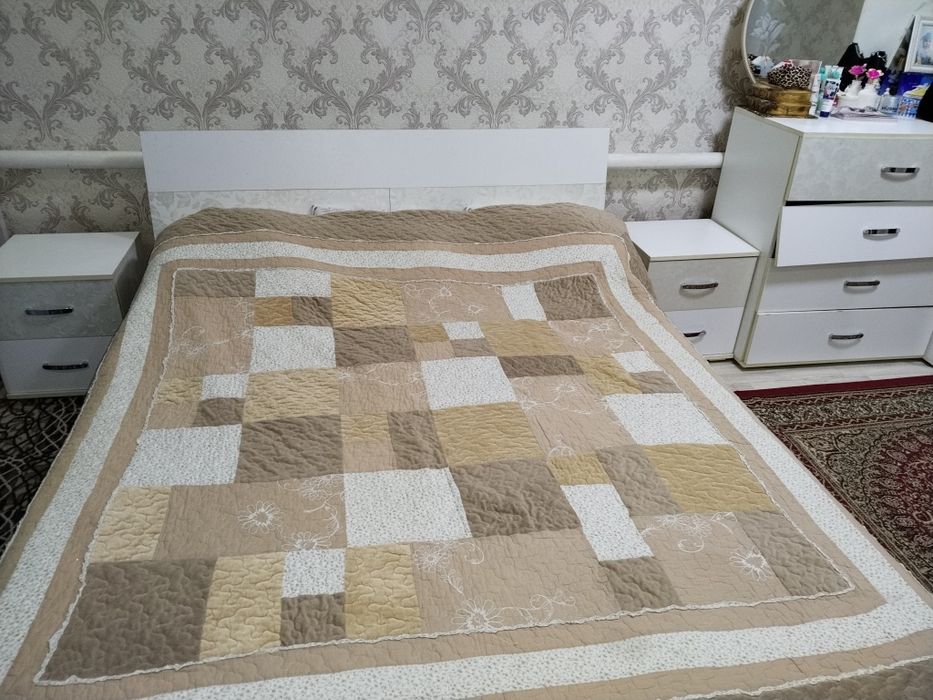 Продается спальный и детский гарнитур.