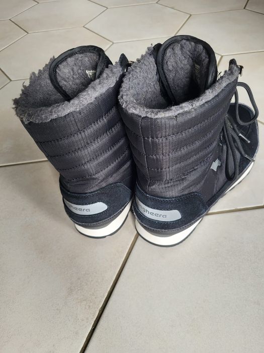 Ghete/cizme de zăpadă Bagheera negre, măr. 38, 24 cm interior, 290 RON