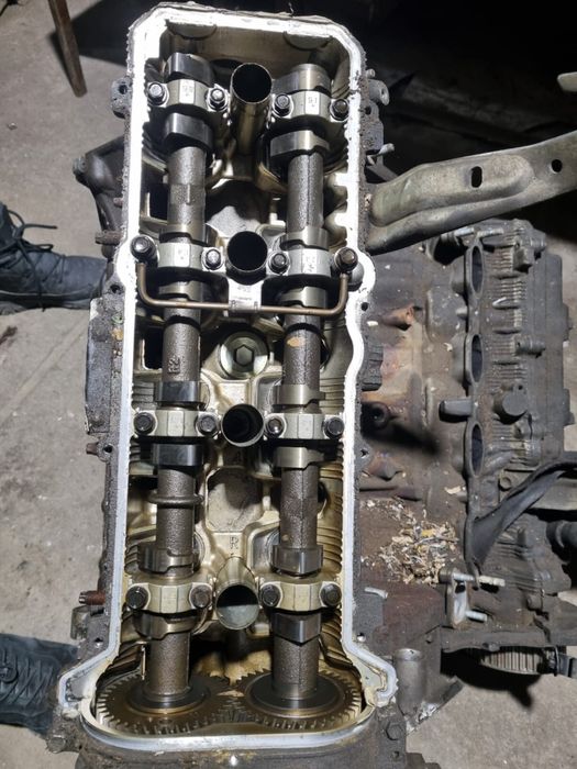 Головка блока 2UZ б/у