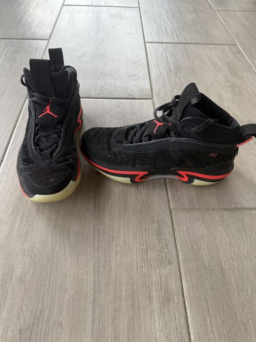 Jordan nike xxxvi/36 red