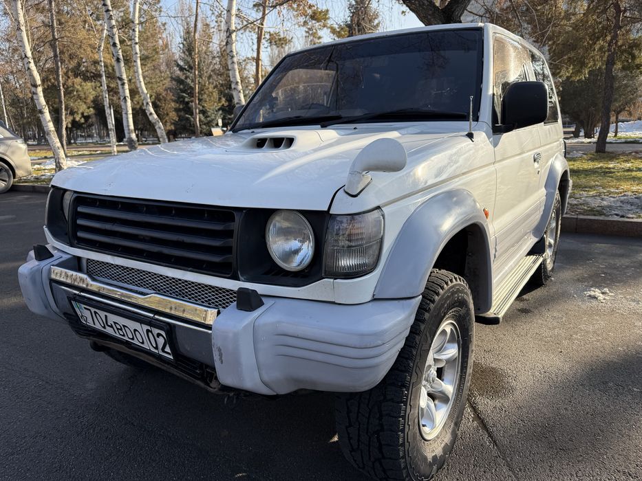 mitsubishi pajero 1995 года