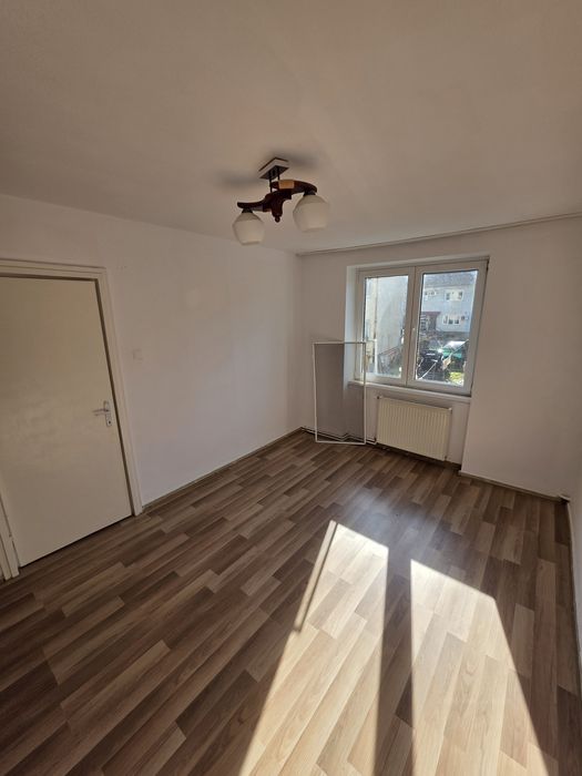 Vamd apartament zona lunca Resita