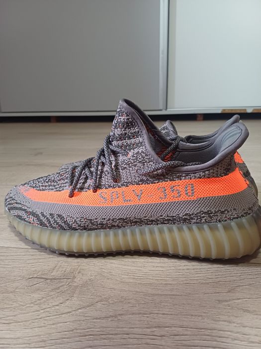 Yeezy Boost 350 V2 Beluga