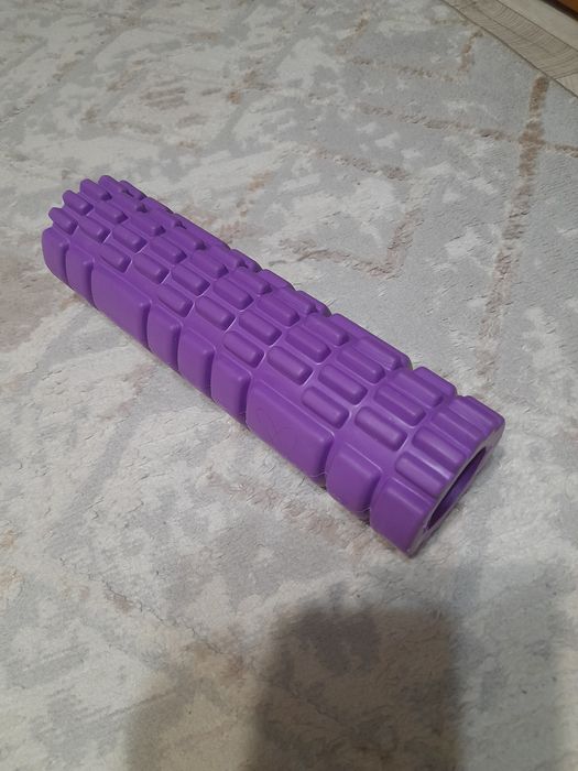 Ролик массажный для йоги и фитнеса