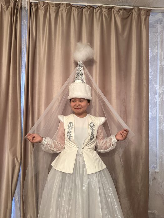 народные костюмы