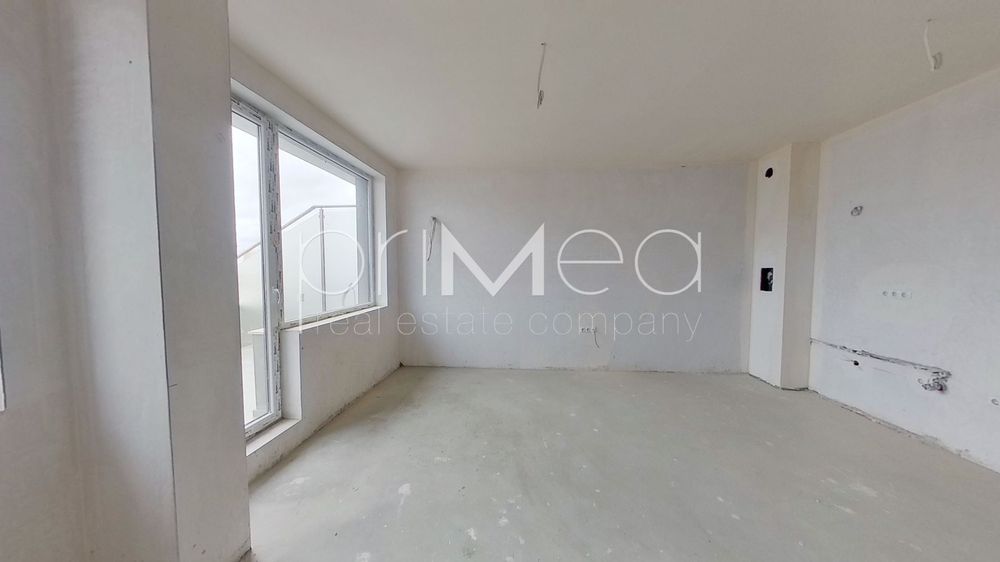 Продава се Двустаен апартамент в Бургас, Славейков - 97 кв.м за 1000 €/кв.м - Снимка #3