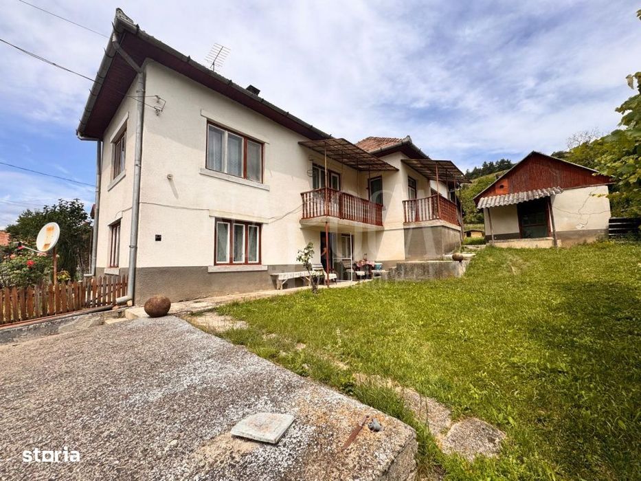 Casa 4 camere de vanzare in Suceagu