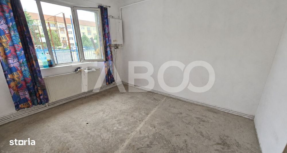 Garsoniera de vanzare de renovat 20mp in zona Terezian Sibiu — fotografia 2