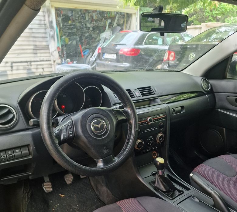 Mazda 3  1.6 hdi