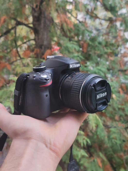 Nikon D3200 + obiectiv