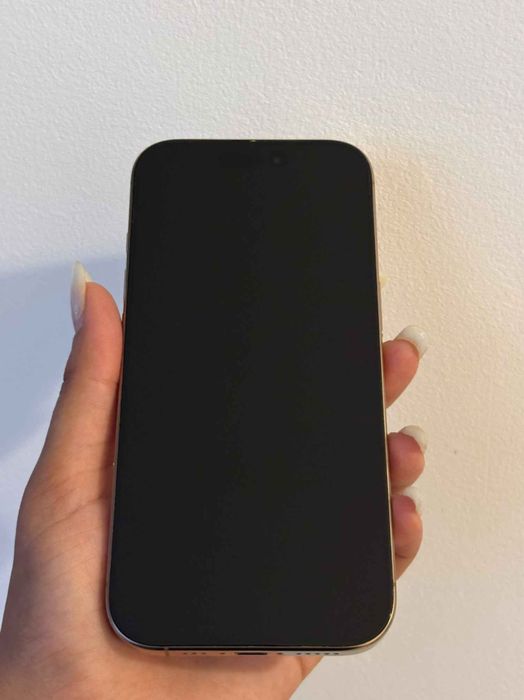 Iphone 16 pro.