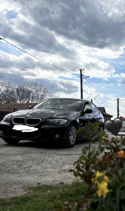 Se vinde. BMW 320d, E90