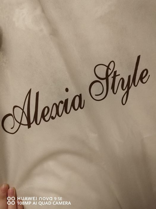 Rochie mireasa nou nouta nepurtată cu cerc !!