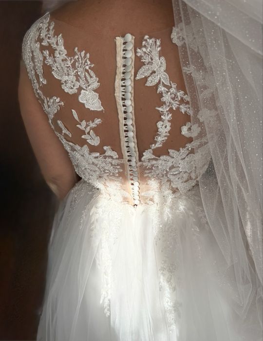 Vand rochie de mireasa