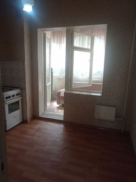 Продам 2 ком Юнусабад 9 квартал