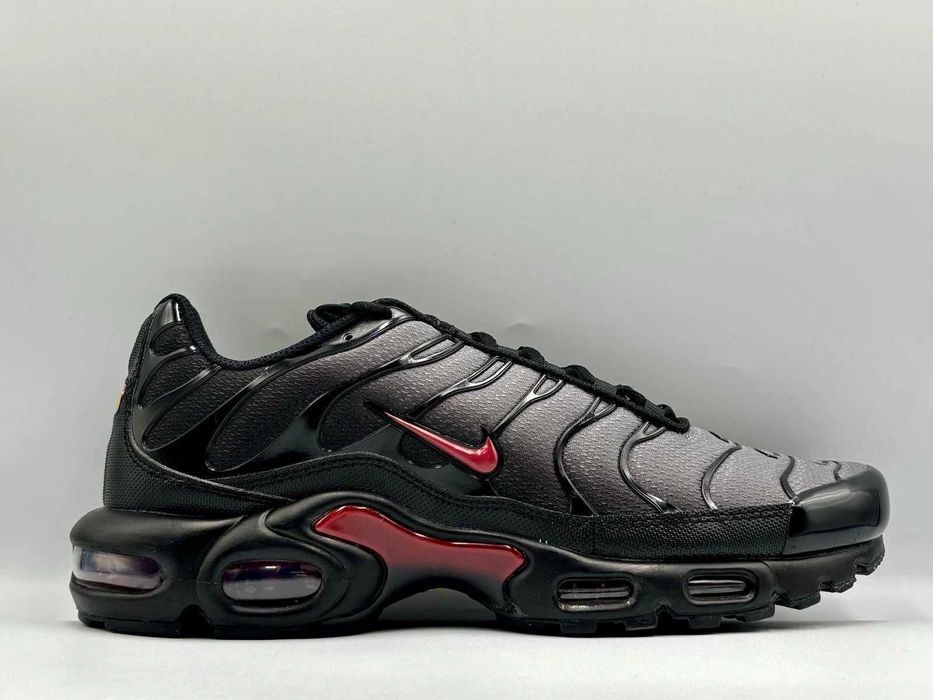 Обувки Nike / Air Max Plus / TN "Crimson" + КУТИЯ