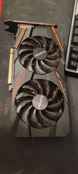 RX570 на 4гб обслуженна