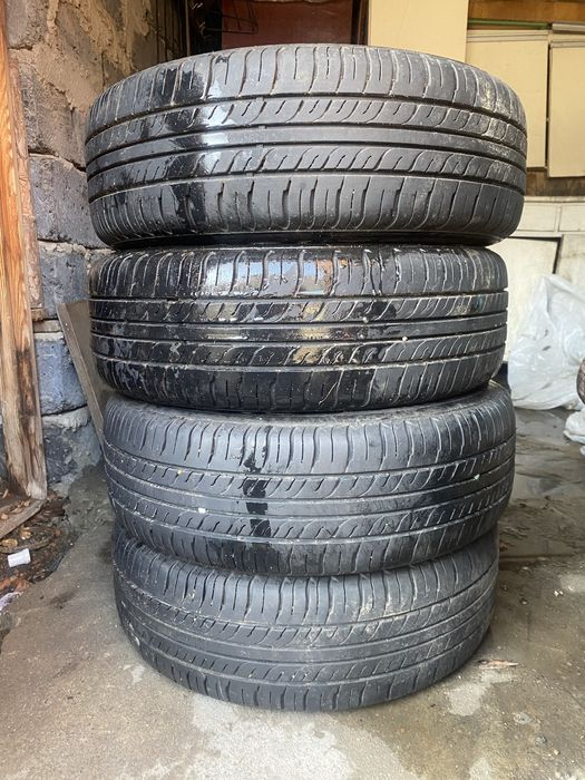 Продам резину за 40.000