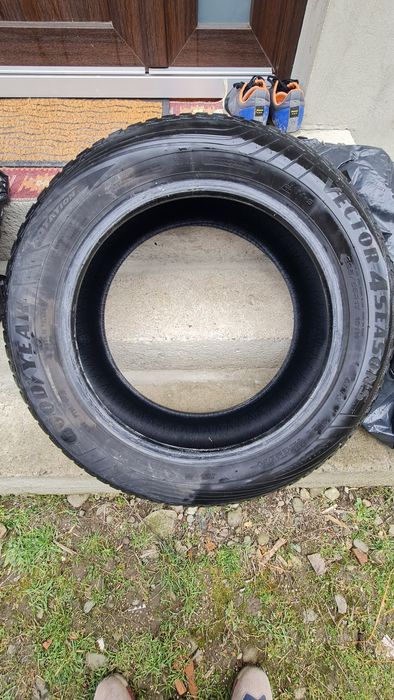 Anvelope  Goodyear Vector 4Seasons  225/55/r17
