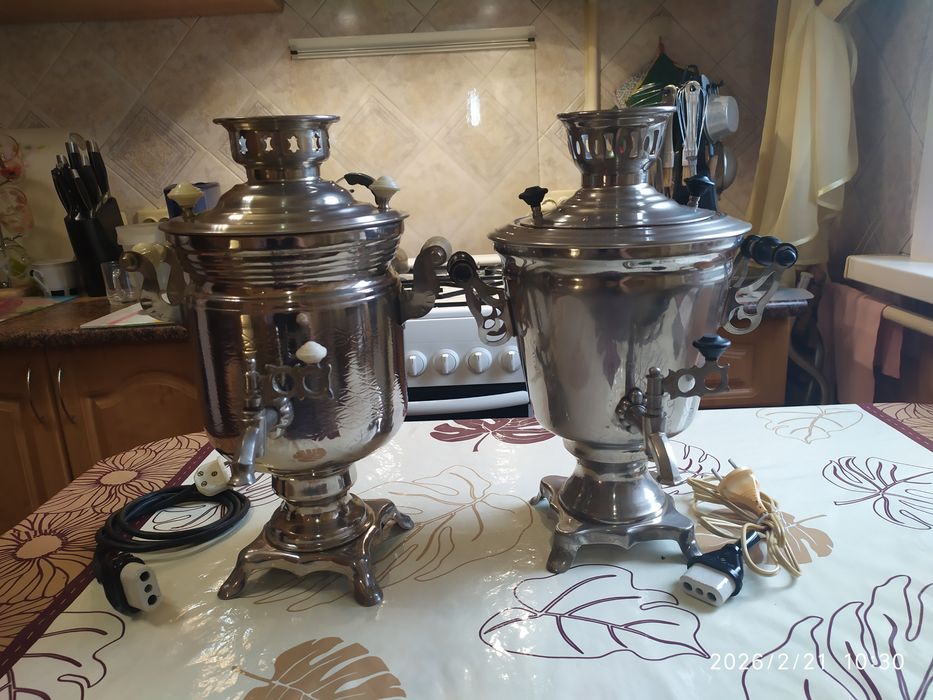 Самовар электрический. Антиквариат. Времён СССР.