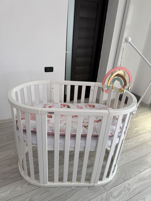 Vând pătuț bebe Marvis – oval/rotund, transformabil 9 în 1 – ALB